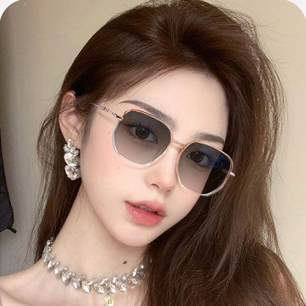 Women's Diamond Photochromism Anti-Blue Light Presbyopia Glasses