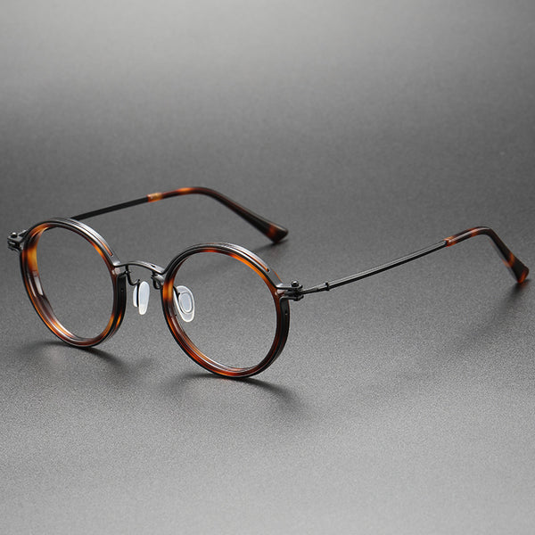 Retro Round Round Pure Titanium Eyeglass Frame