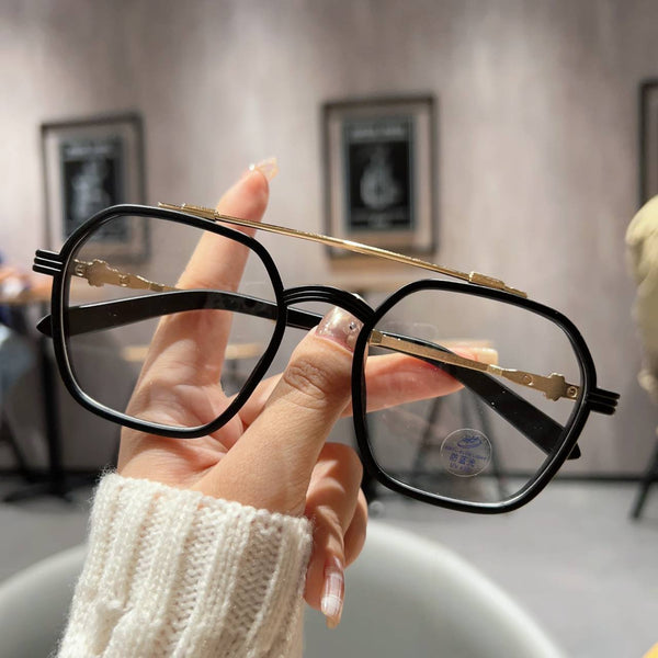 Versatile Geometric Ultra-Light Glasses