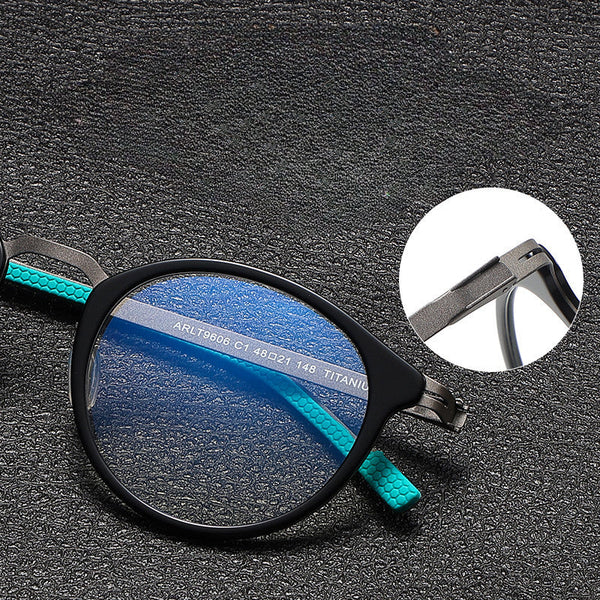 Zelma Retro Oval Titanium Glasses Frame